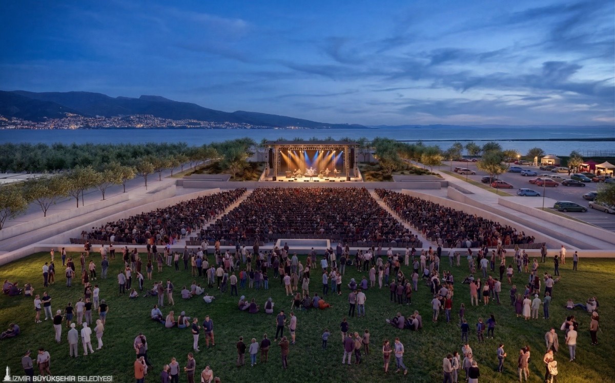 Başkan Tugay İzmir Opera Binası için düğmeye bastı