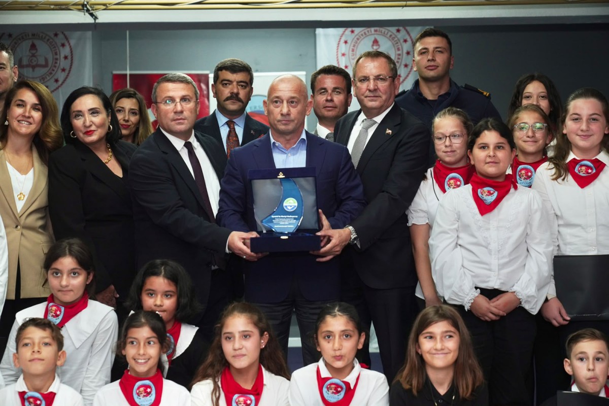 Mavi Nefes Eğitim Otobüsü heyecanı Ayvalık’ta devam ediyor