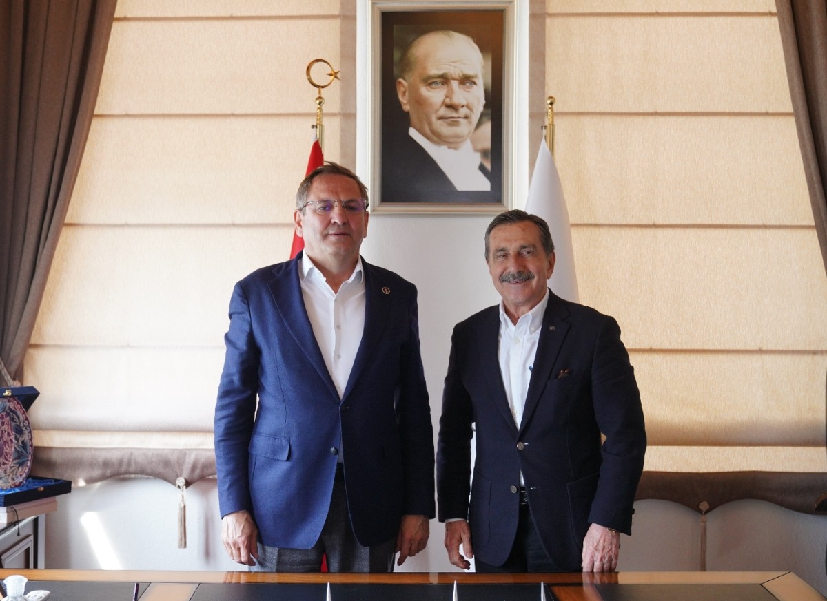 Kardeş Belediyeler Tepebaşı ve Ayvalık’tan Veri Güvenliğinde Örnek İş Birliği